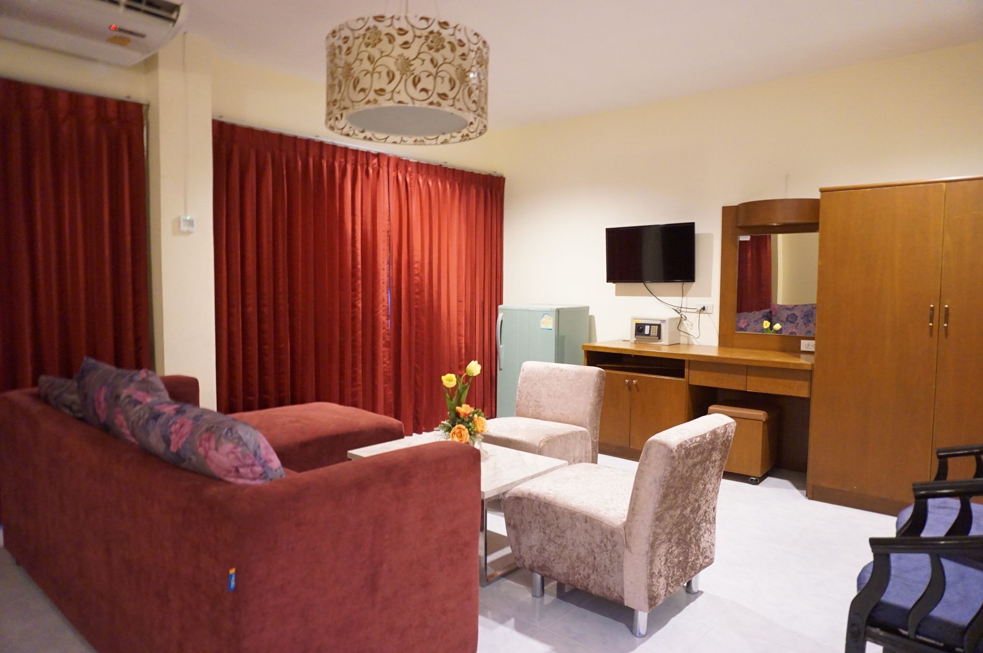 Db Residence Patong المظهر الخارجي الصورة